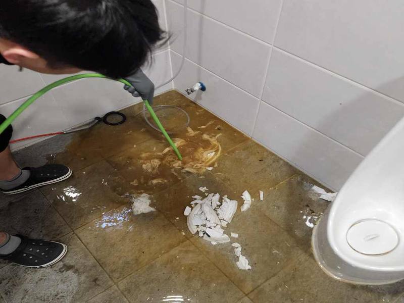 강화 변기역류 작업사례 5